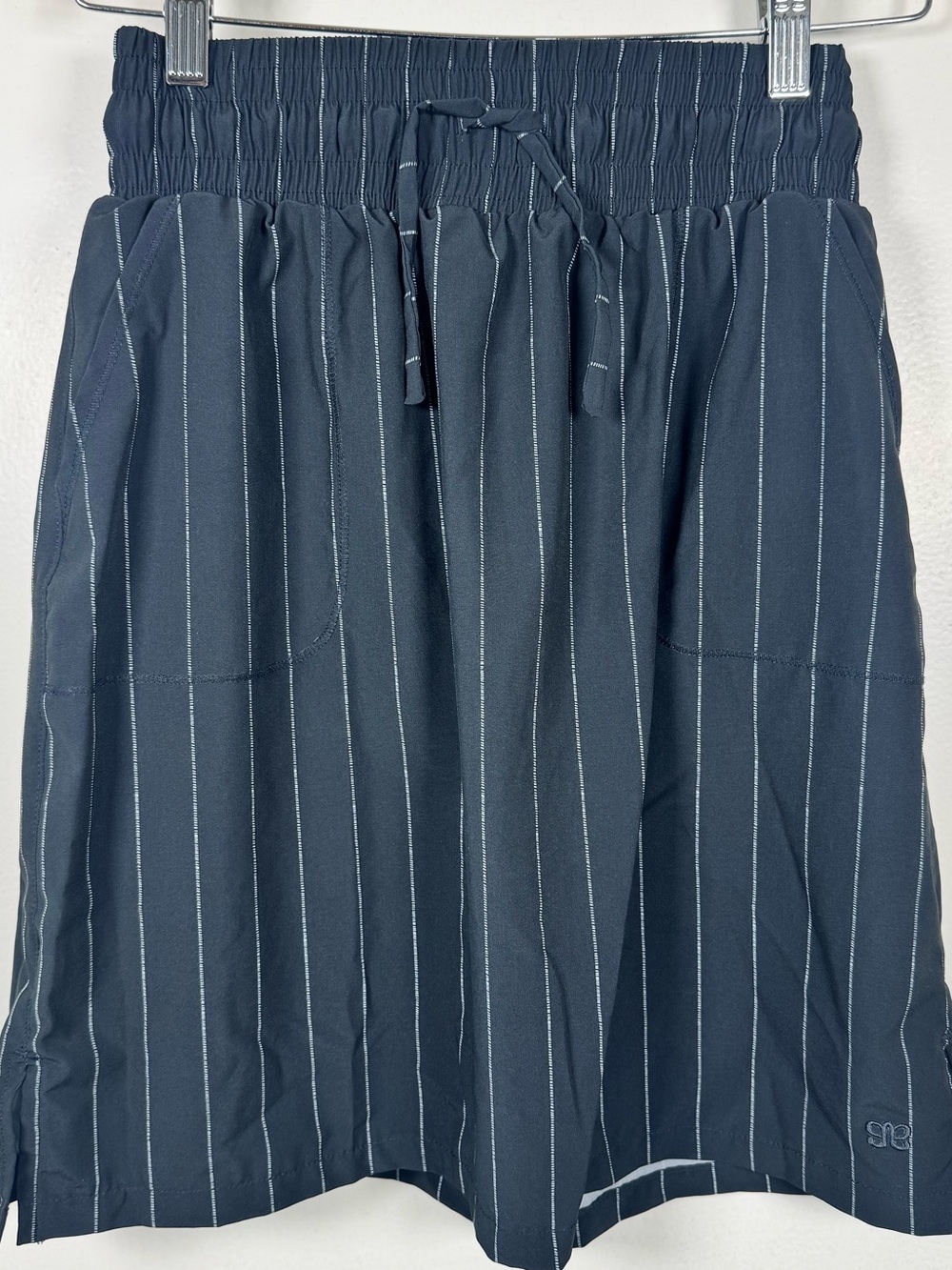 Albion Fit The Away Skirt Navy Pinstripes Womens Size Small Petite Activewear EU